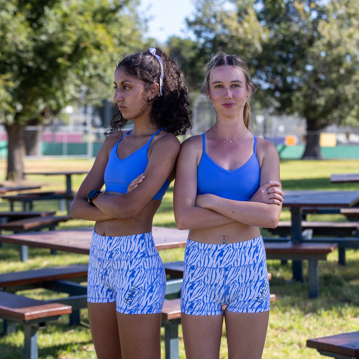 blue teen running bra