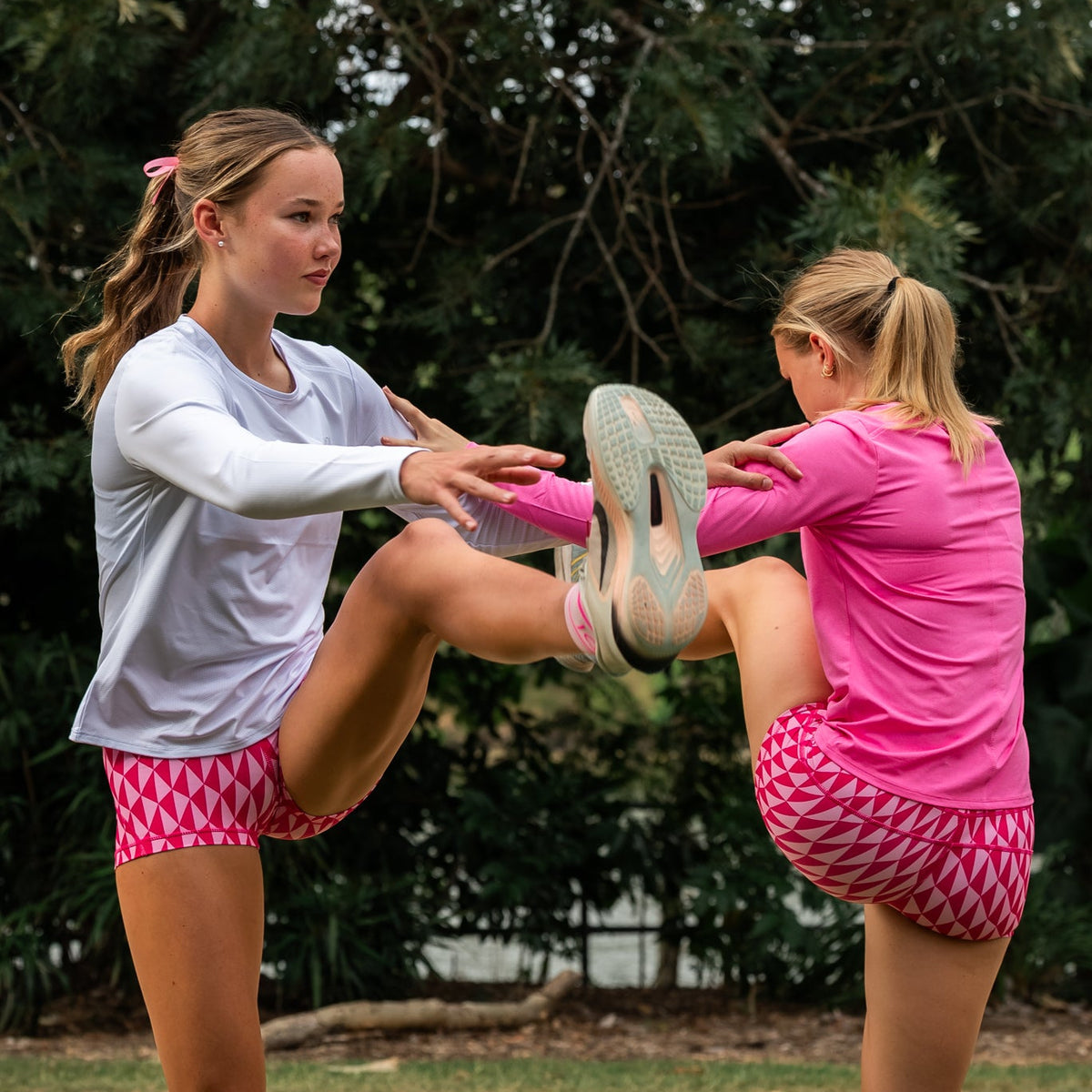 Girls pink pattern polyester running shorts