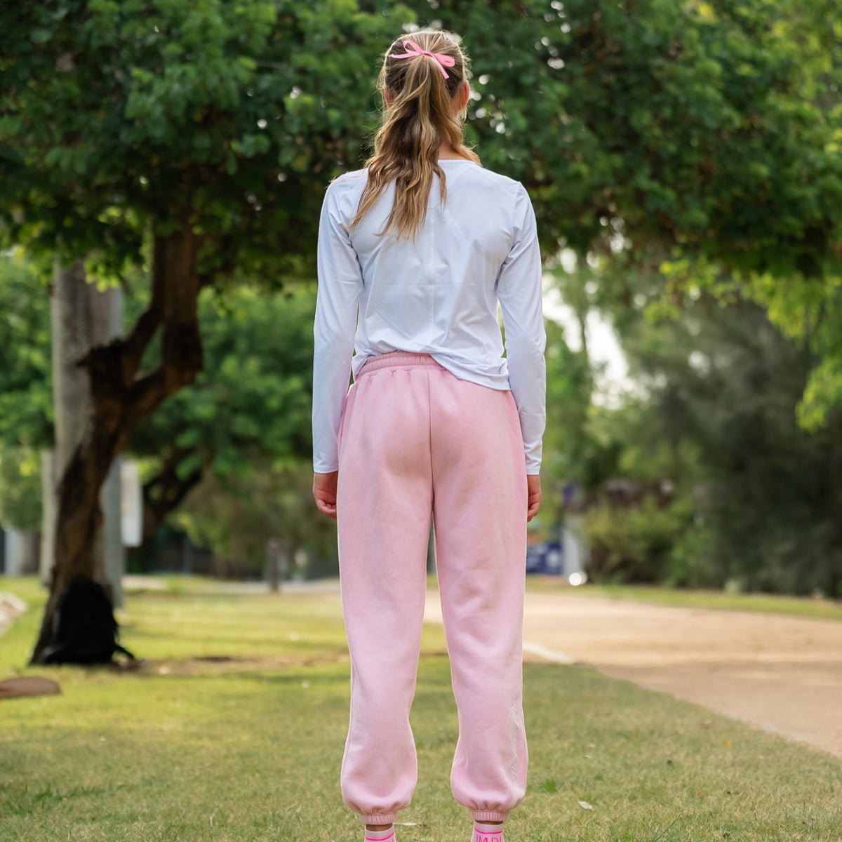 Girls pink tracksuit pants
