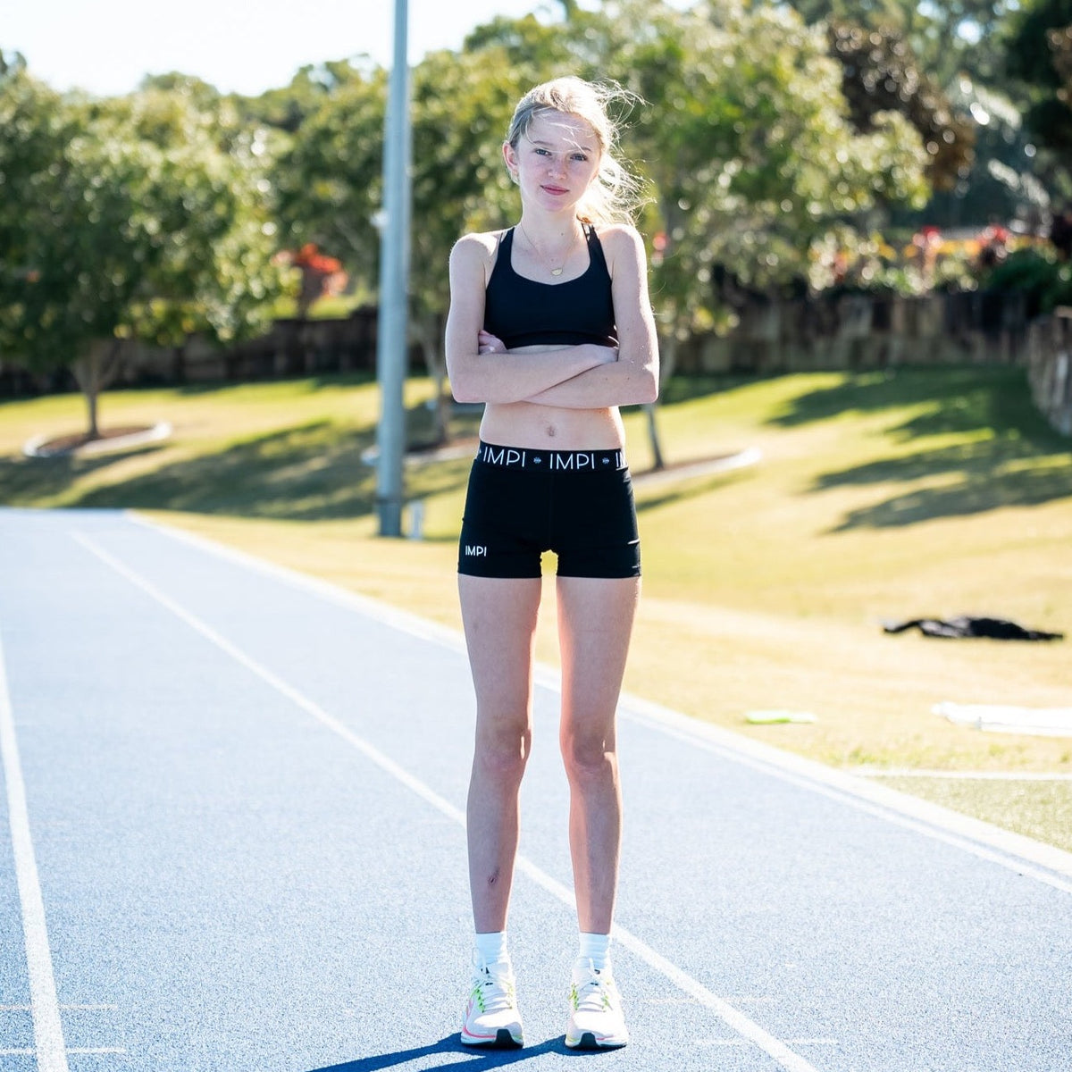 black elastic running shorts