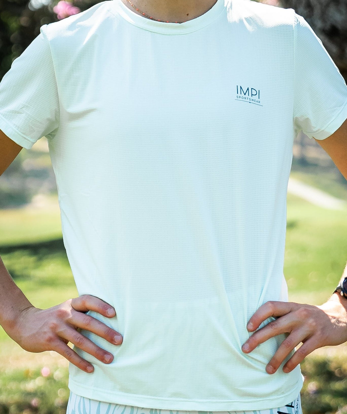 aqua running tee