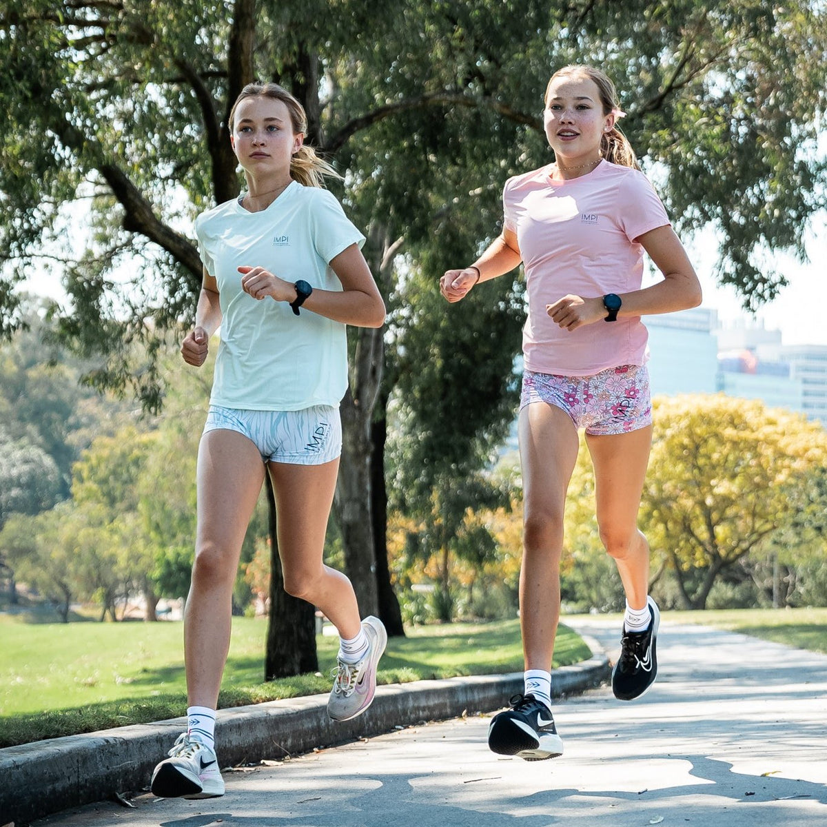 aqua running tee