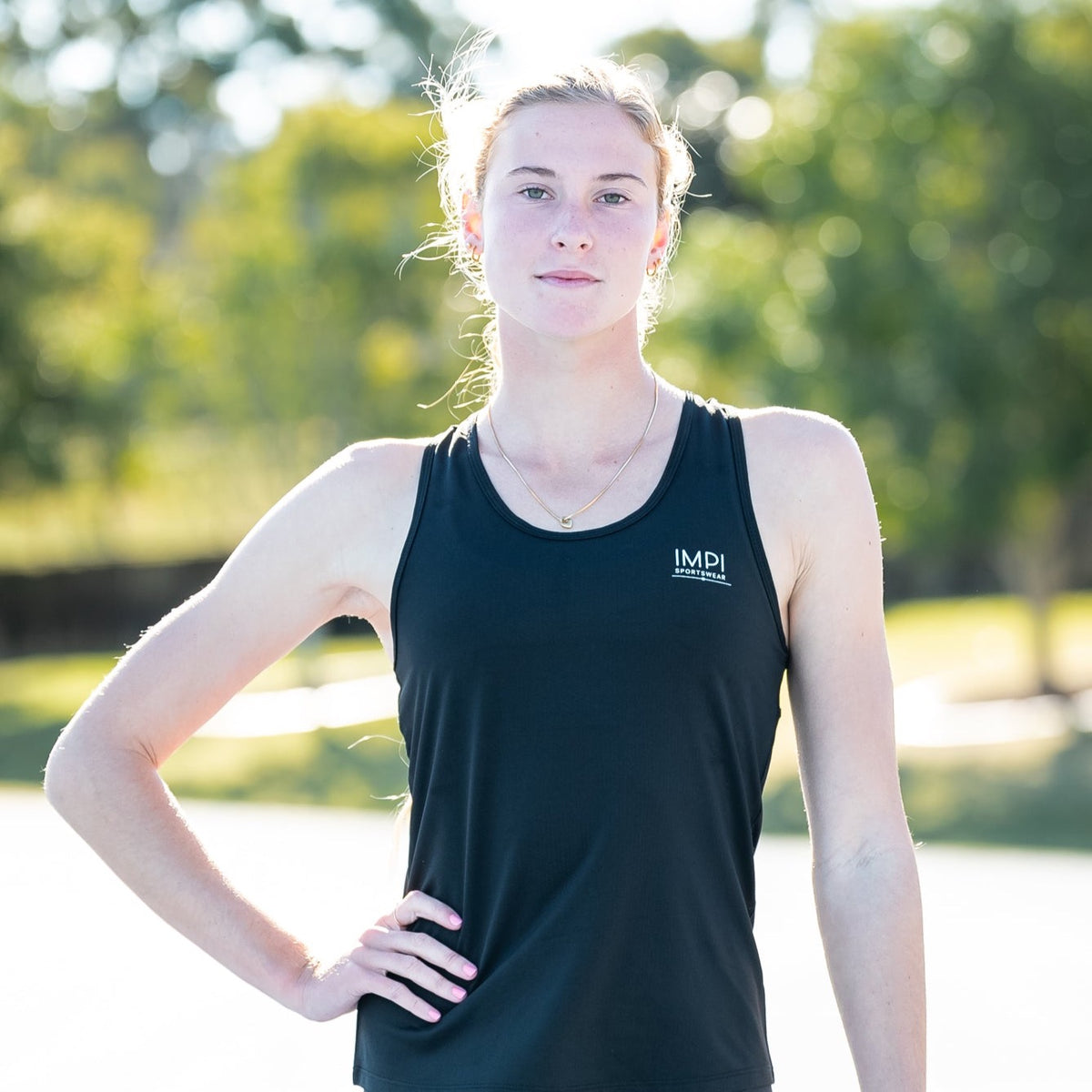 black running singlet