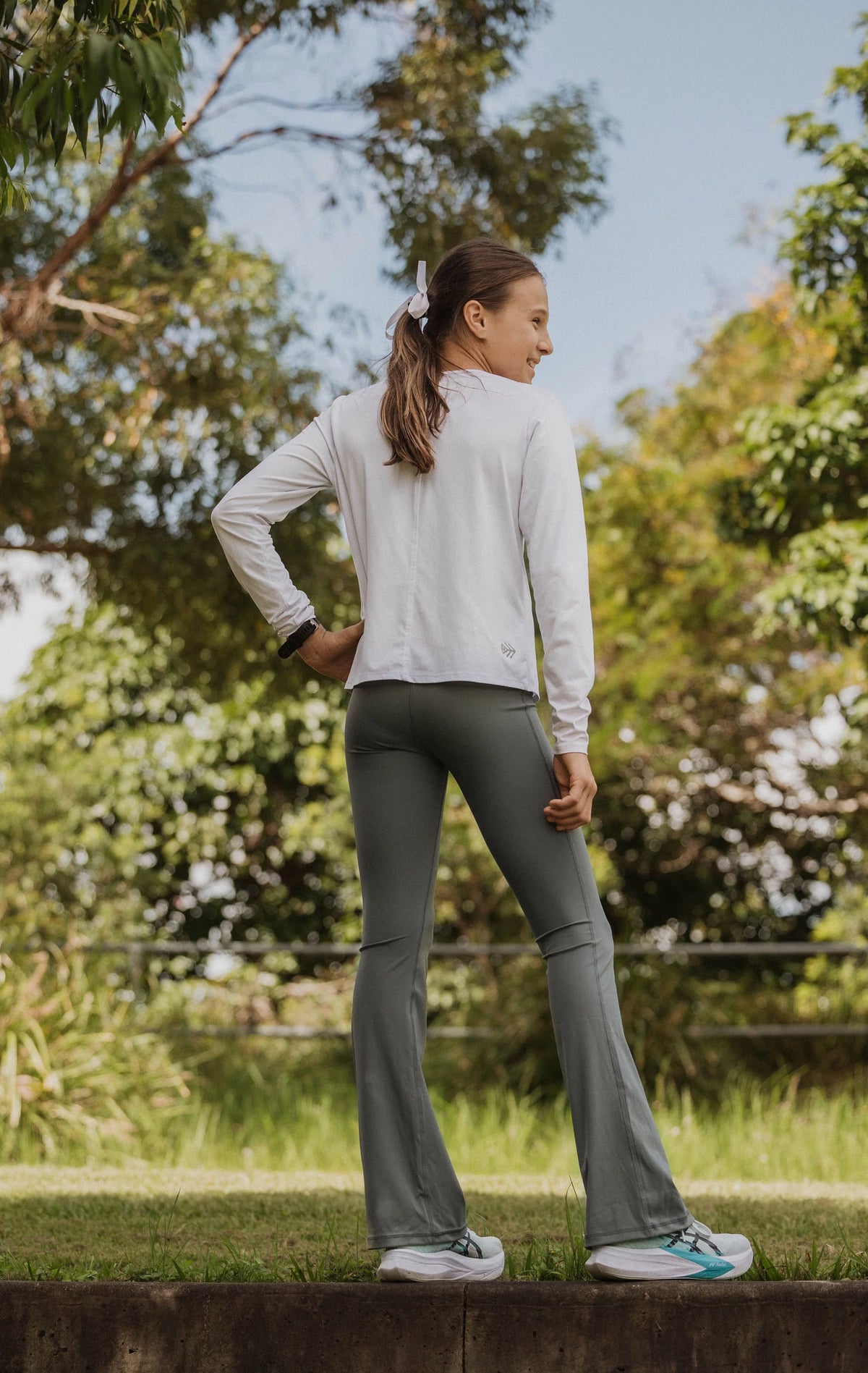 IMPI Flared Leg Tights - Olive