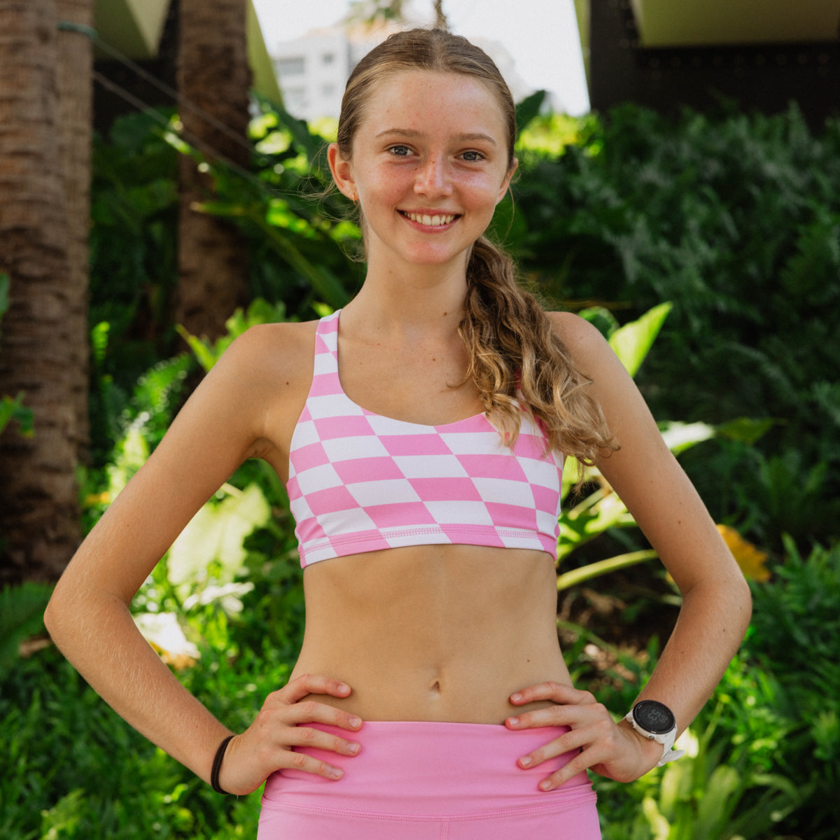 girls pink sports bra