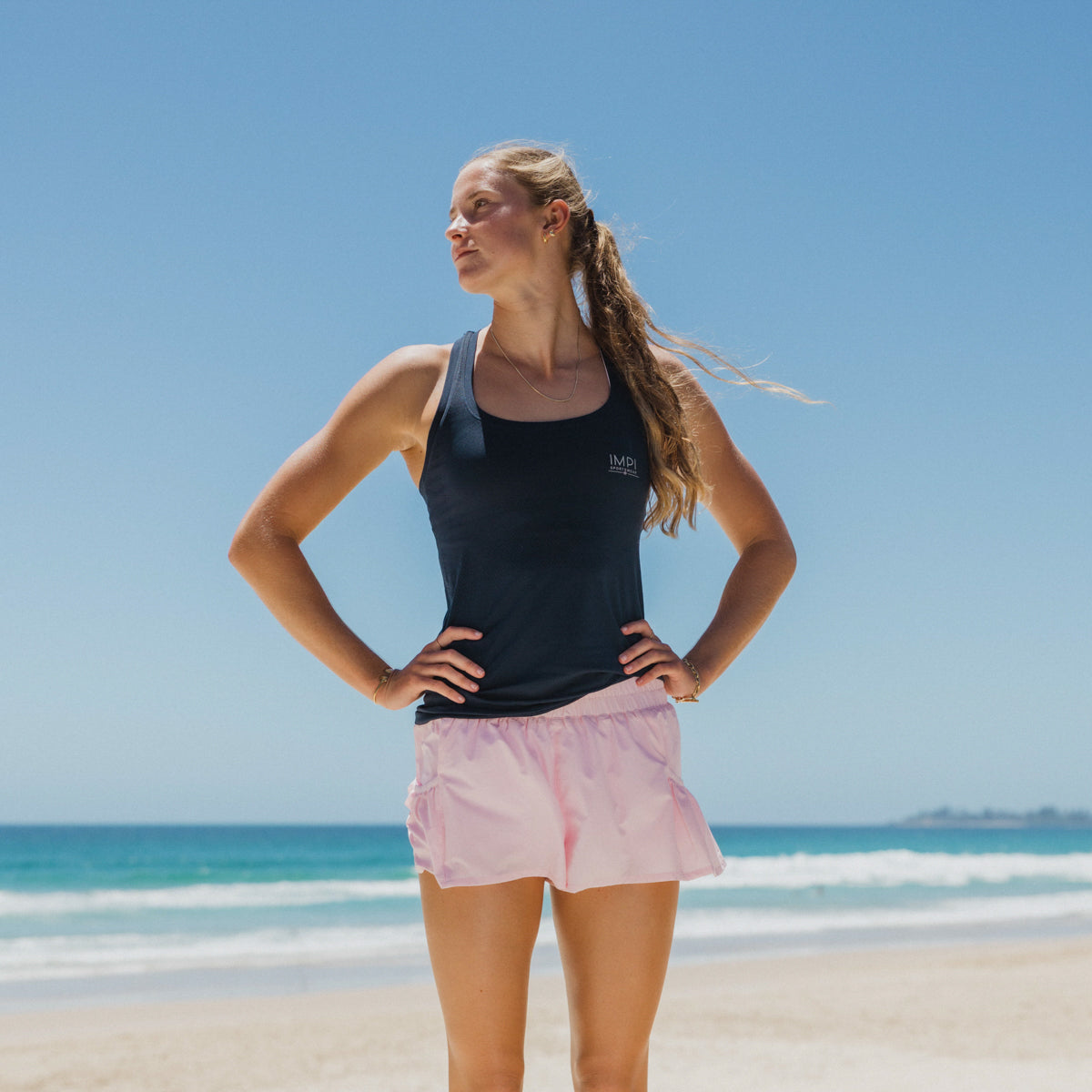 seamless navy singlet