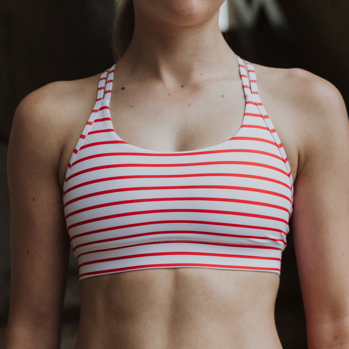 red stripe running crop