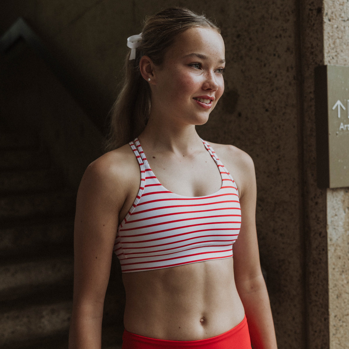 red stripe running crop
