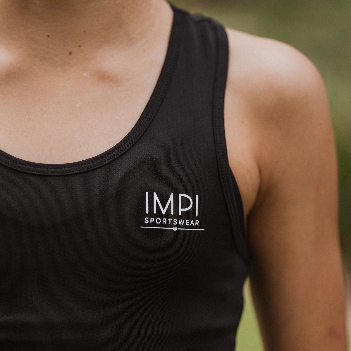 girls running singlet