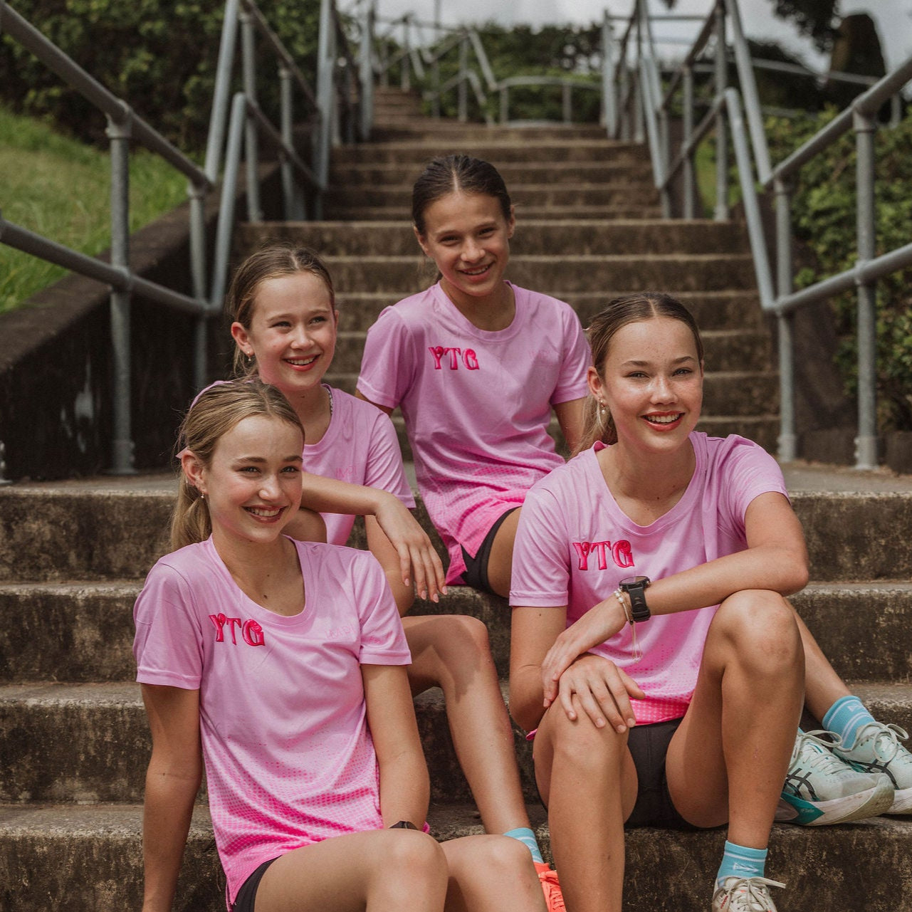 pink running tee