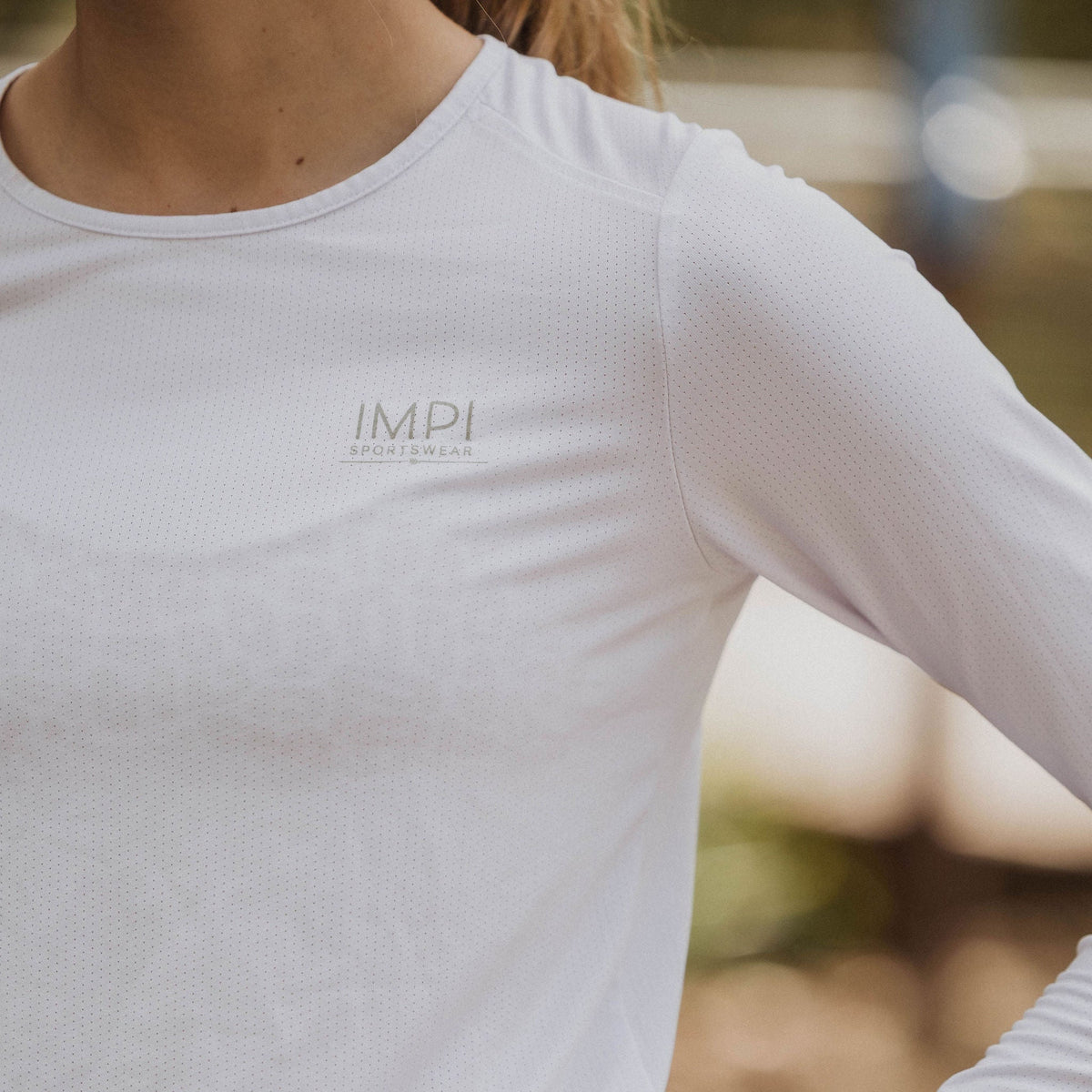 long sleeve running top